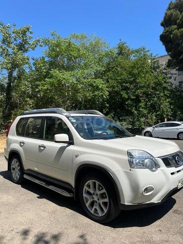 Nissan X-Trail 2013, 338,000 km - 2.5 l - Bakı