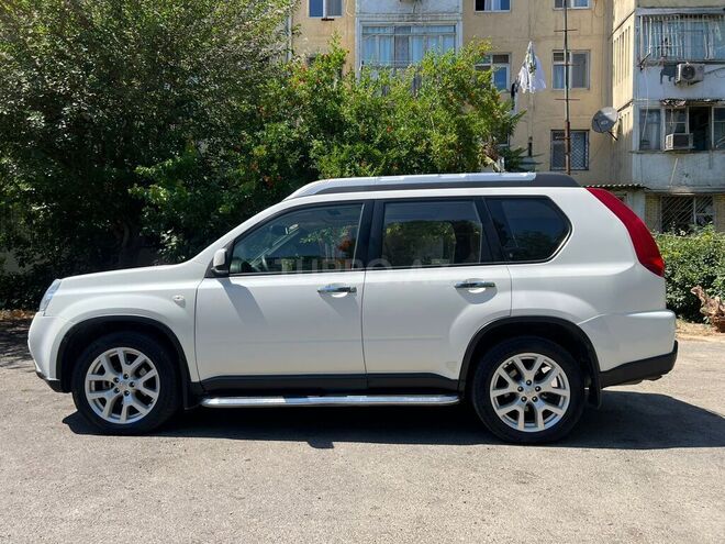 Nissan X-Trail 2013, 338,000 km - 2.5 l - Bakı
