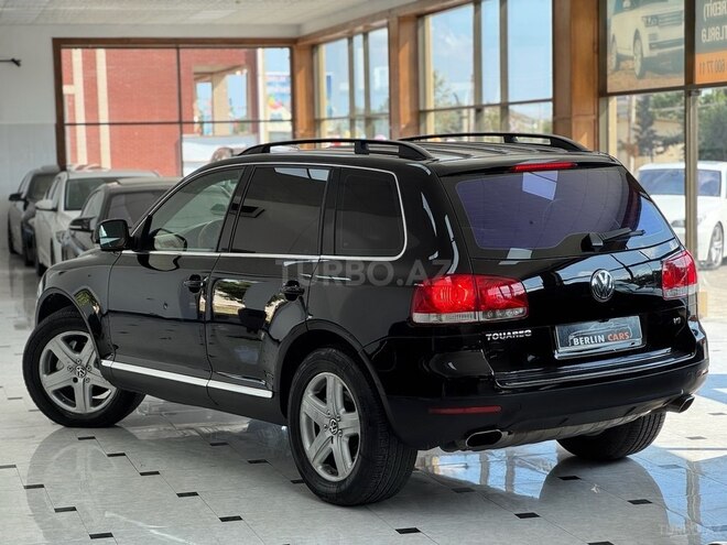 Volkswagen Touareg-5
