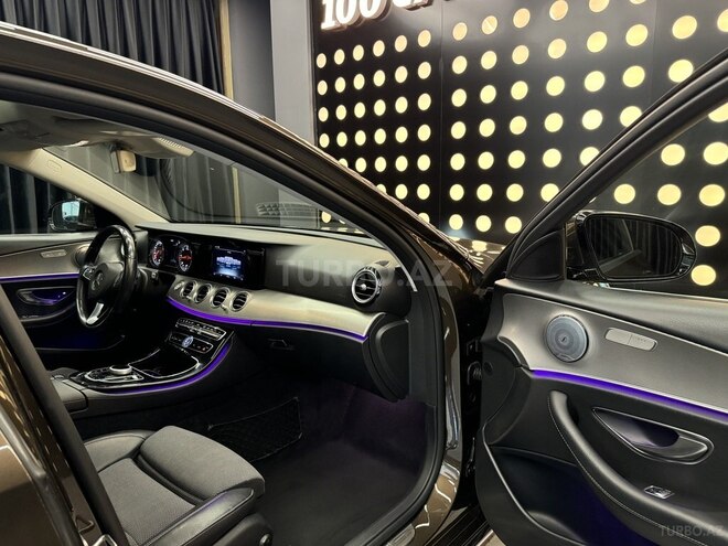 Mercedes E 220 d 2016, 121,000 km - 2.0 l - Bakı