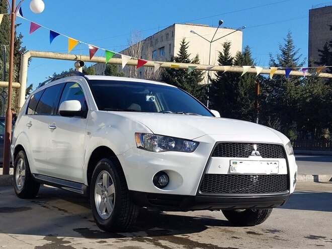 Mitsubishi Outlander 2010, 171,000 km - 2.4 l - Bakı
