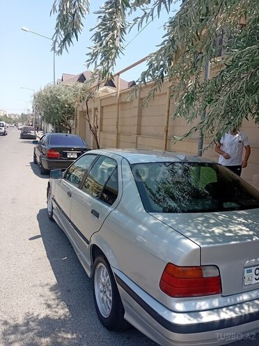 BMW 318 1997, 290,000 km - 1.8 l - Bakı