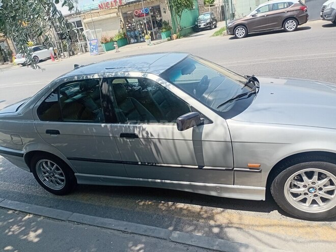 BMW 318 1997, 290,000 km - 1.8 l - Bakı