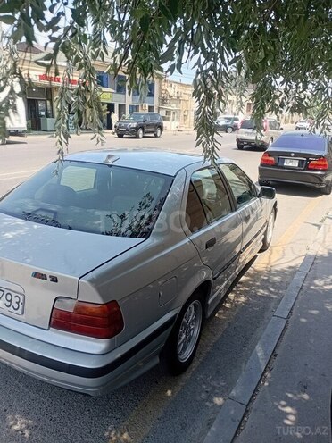 BMW 318 1997, 290,000 km - 1.8 l - Bakı