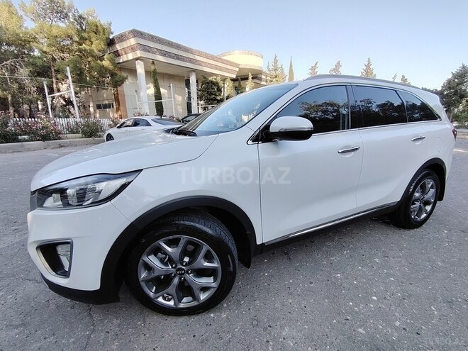 Kia Sorento-13