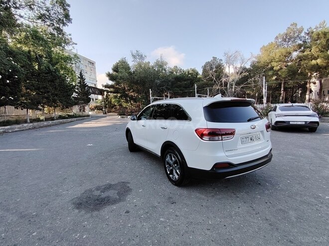 Kia Sorento-7