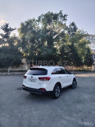Kia Sorento-9