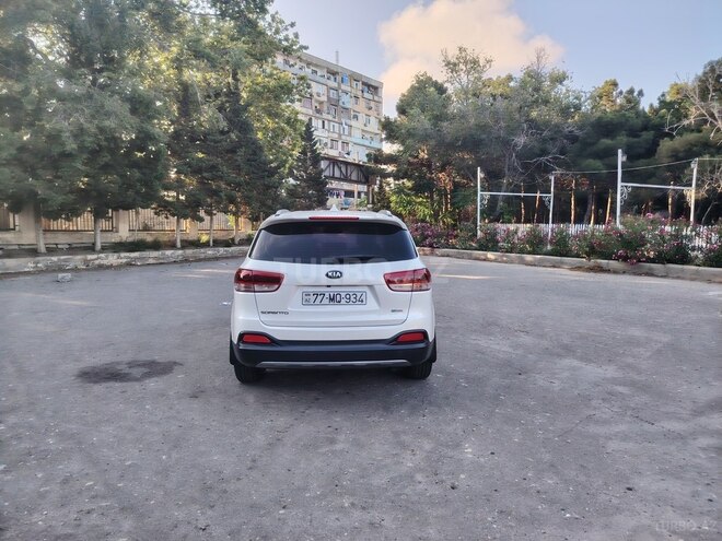 Kia Sorento-2