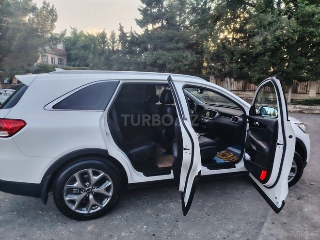 Kia Sorento-15