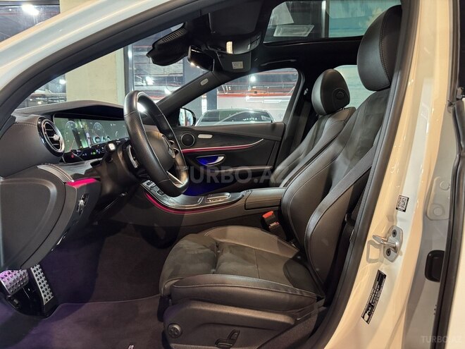 Mercedes E 300 de-7