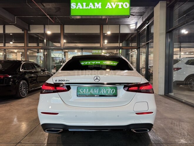 Mercedes E 300 de-5
