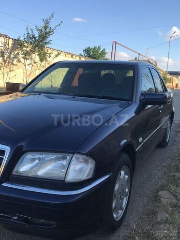Mercedes C 180 2000, 440,000 km - 1.8 l - Qobustan