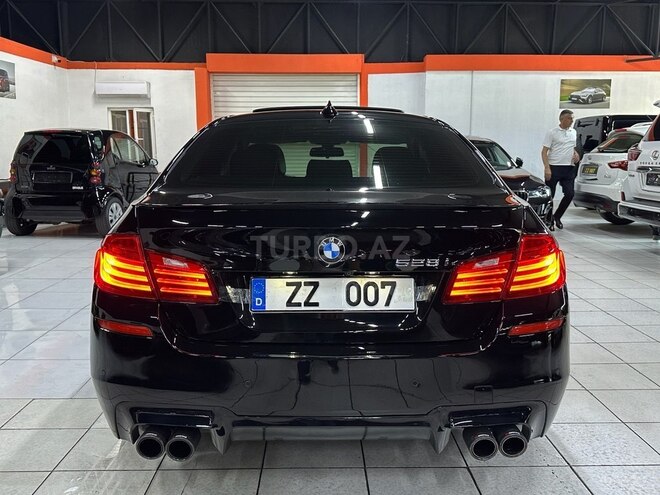 BMW 528-7
