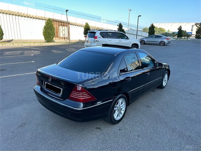 Mercedes C 240-12