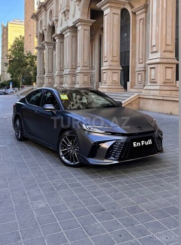 Toyota Camry-1