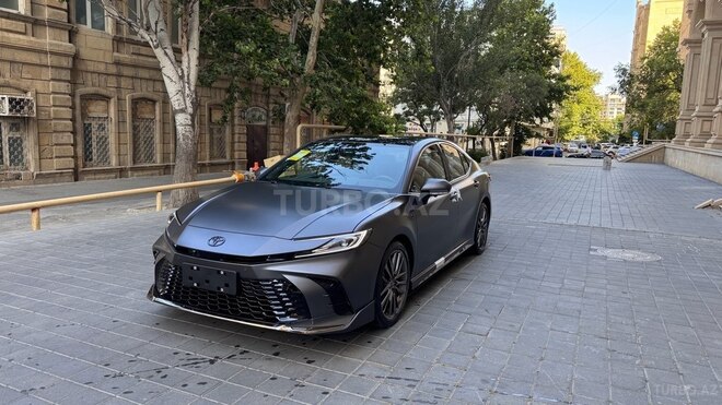 Toyota Camry-9