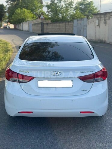 Hyundai Elantra 2011, 185,000 km - 1.8 l - Quba