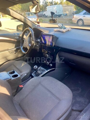 Opel Astra 2009, 246,000 km - 1.4 l - Gəncə
