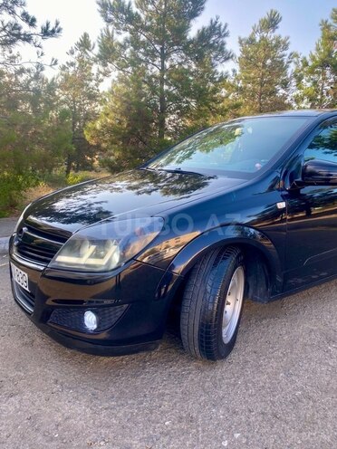Opel Astra 2009, 246,000 km - 1.4 l - Gəncə