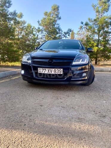 Opel Astra 2009, 246,000 km - 1.4 l - Gəncə