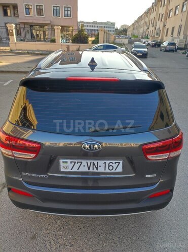 Kia Sorento-17