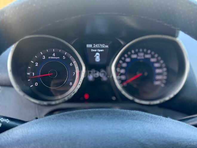 Hyundai Elantra 2011, 245,000 km - 1.8 l - Bakı
