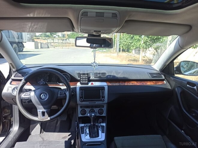 Volkswagen Passat 2009, 282,000 km - 1.8 l - Bakı