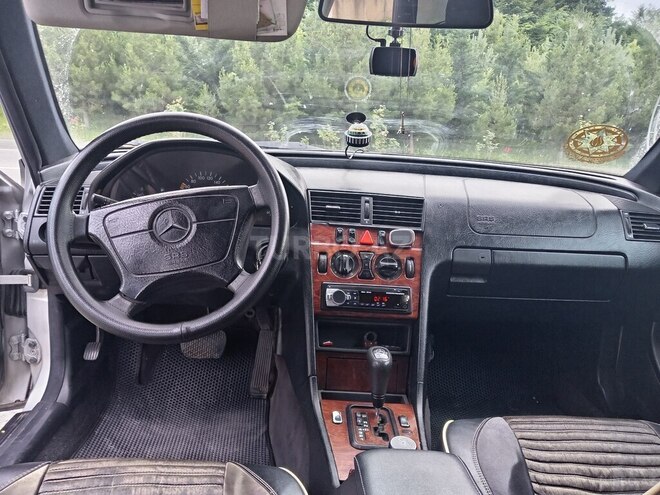 Mercedes C 220 d 1999, 56,253 km - 2.2 l - Qusar
