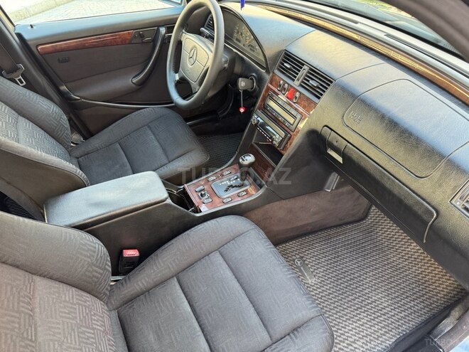 Mercedes C 200 1998, 244,358 km - 2.0 л - Sumqayıt