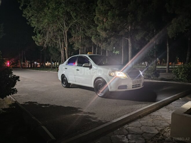 Chevrolet Aveo 2011, 328,000 km - 1.4 l - Şirvan