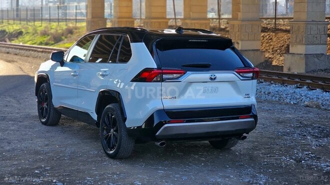 Toyota RAV4 2022, 49,000 km - 2.5 l - Bakı