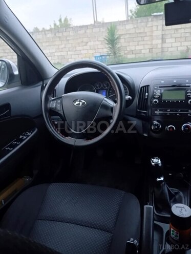 Hyundai i30 2011, 277,000 km - 1.4 л - Zərdab