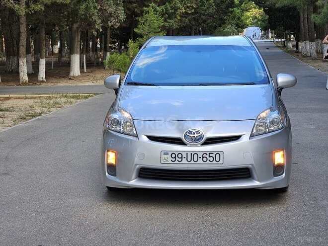 Toyota Prius-6