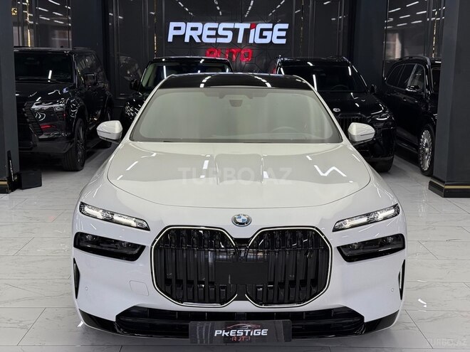 BMW i7-3