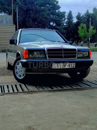 Mercedes 190 1991, 235,000 km - 2.3 l - Şəmkir