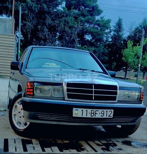 Mercedes 190 1991, 235,000 km - 2.3 l - Şəmkir