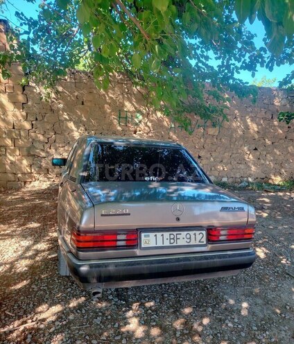 Mercedes 190 1991, 235,000 km - 2.3 l - Şəmkir