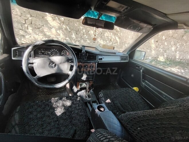 Mercedes 190 1991, 235,000 km - 2.3 l - Şəmkir