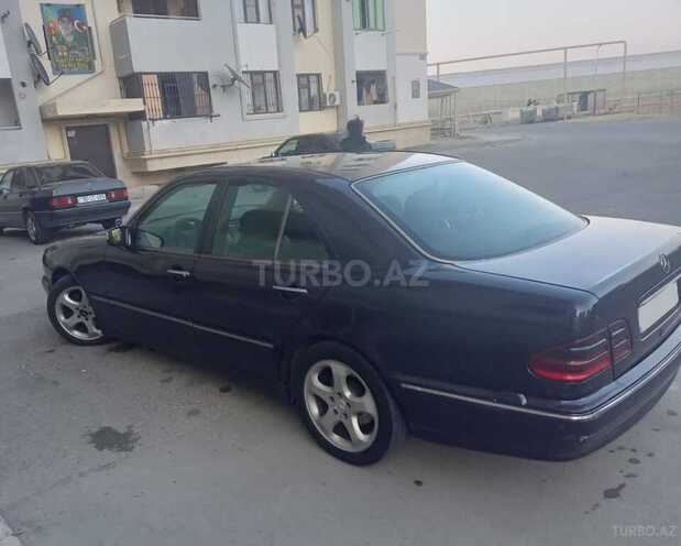 Mercedes E 220 d 2016, 560,000 km - 2.0 l - Bakı
