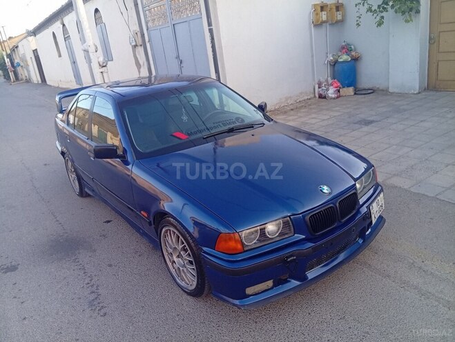 BMW 320 1998, 330,000 km - 2.0 l - Sumqayıt