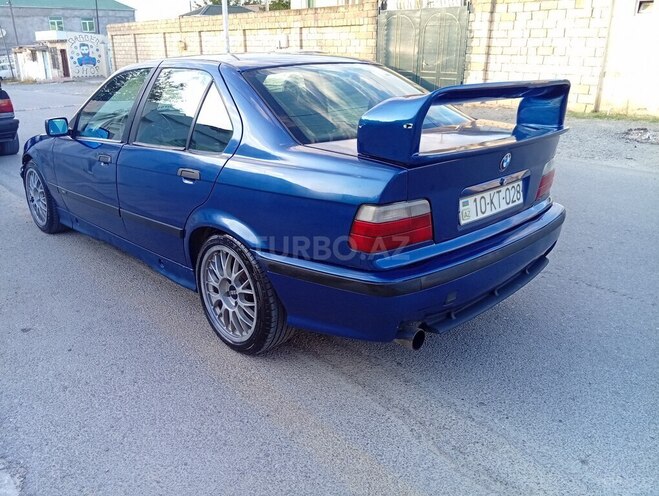 BMW 320 1998, 330,000 km - 2.0 l - Sumqayıt