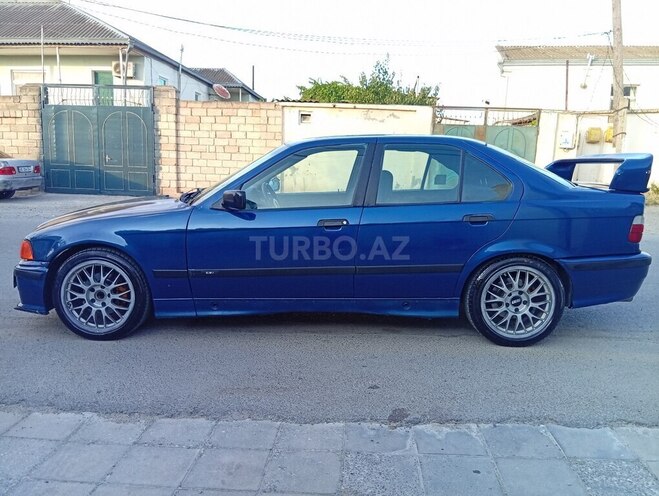 BMW 320 1998, 330,000 km - 2.0 l - Sumqayıt