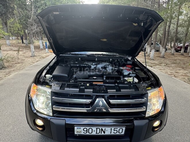Mitsubishi Pajero 2008, 3,800,000 km - 3.0 л - Sumqayıt