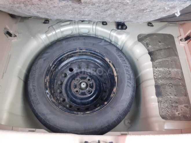 Kia Rio 2005, 230,000 km - 1.4 l - Biləsuvar