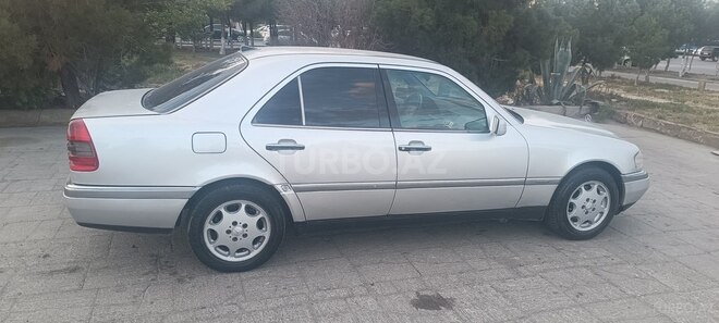 Mercedes C 220 1995, 368,500 km - 2.2 l - Bakı