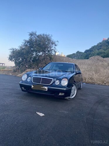 Mercedes E 200 2000, 287,300 km - 2.0 l - Bakı