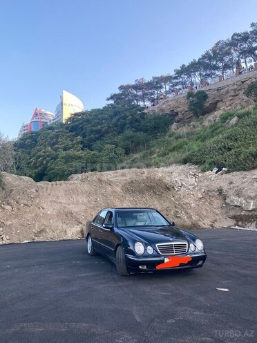 Mercedes E 200 2000, 287,300 km - 2.0 l - Bakı