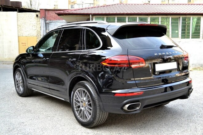Porsche Cayenne-14