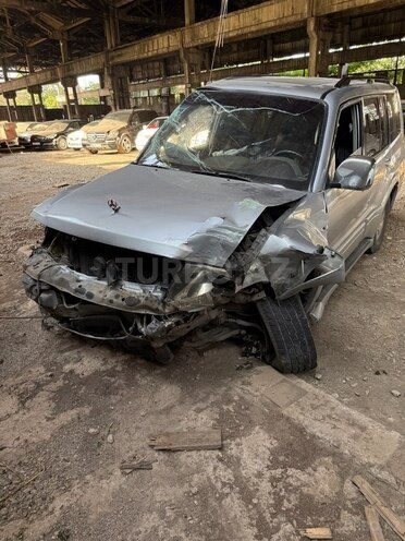 Mitsubishi Pajero 2004, 325,688 km - 3.0 л - Bakı