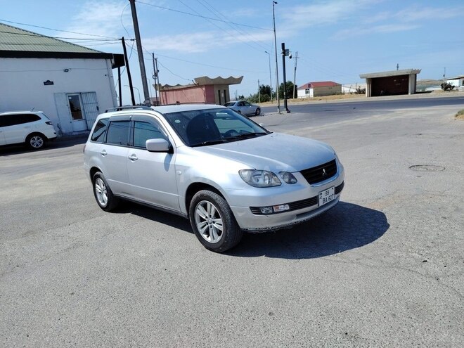 Mitsubishi Airtrek 2002, 300,000 km - 2.0 л - Bakı